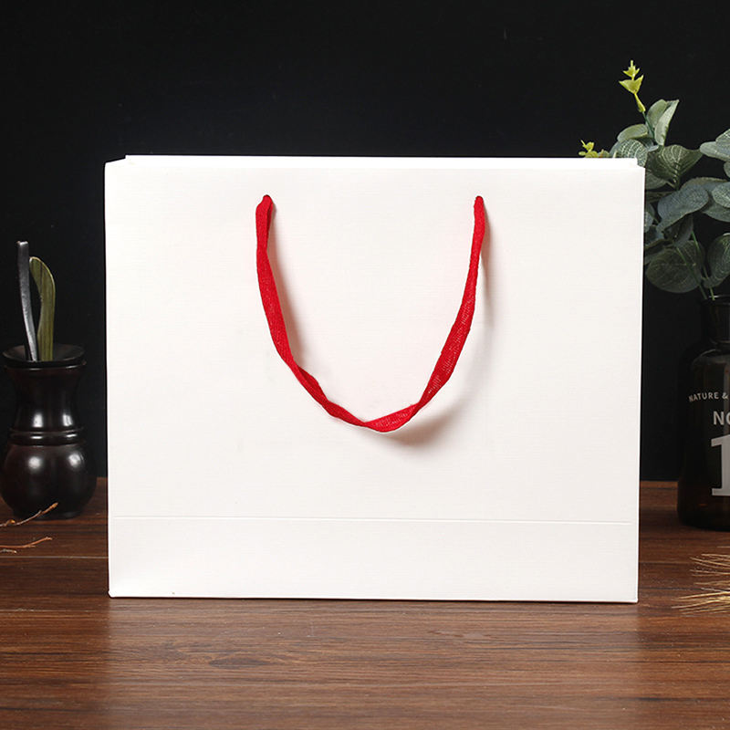Eco-friendly Shoes Clothes Packaging Paper Bags Printed Customize Printing Gift Package Paper Bag